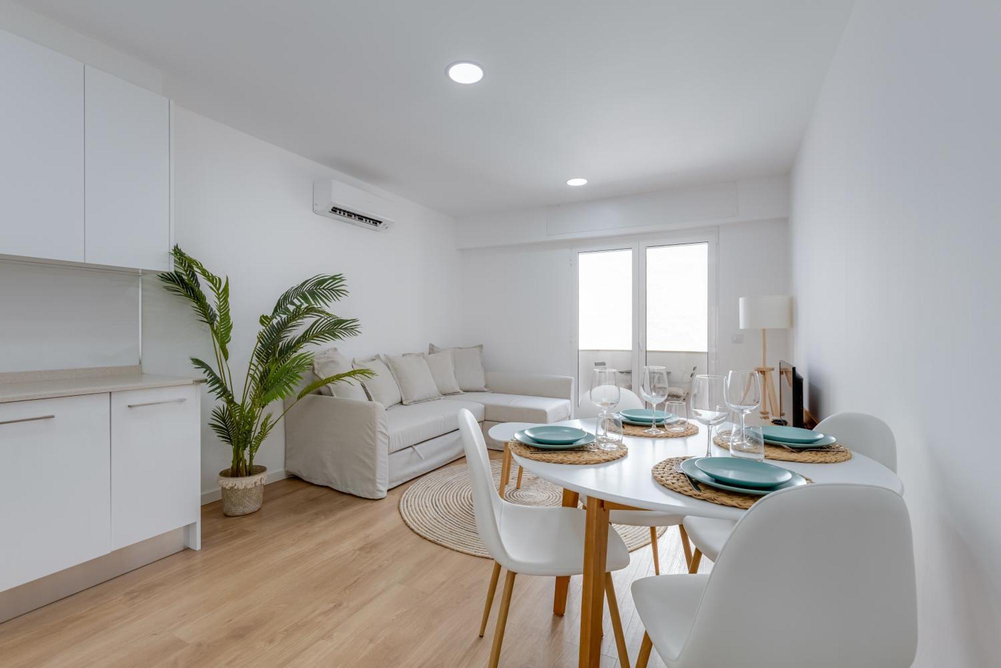 Apartamento T2 Rosa Dos Ventos, A/C & Terrace - Casas & Papeis Armação de Pêra Exterior foto