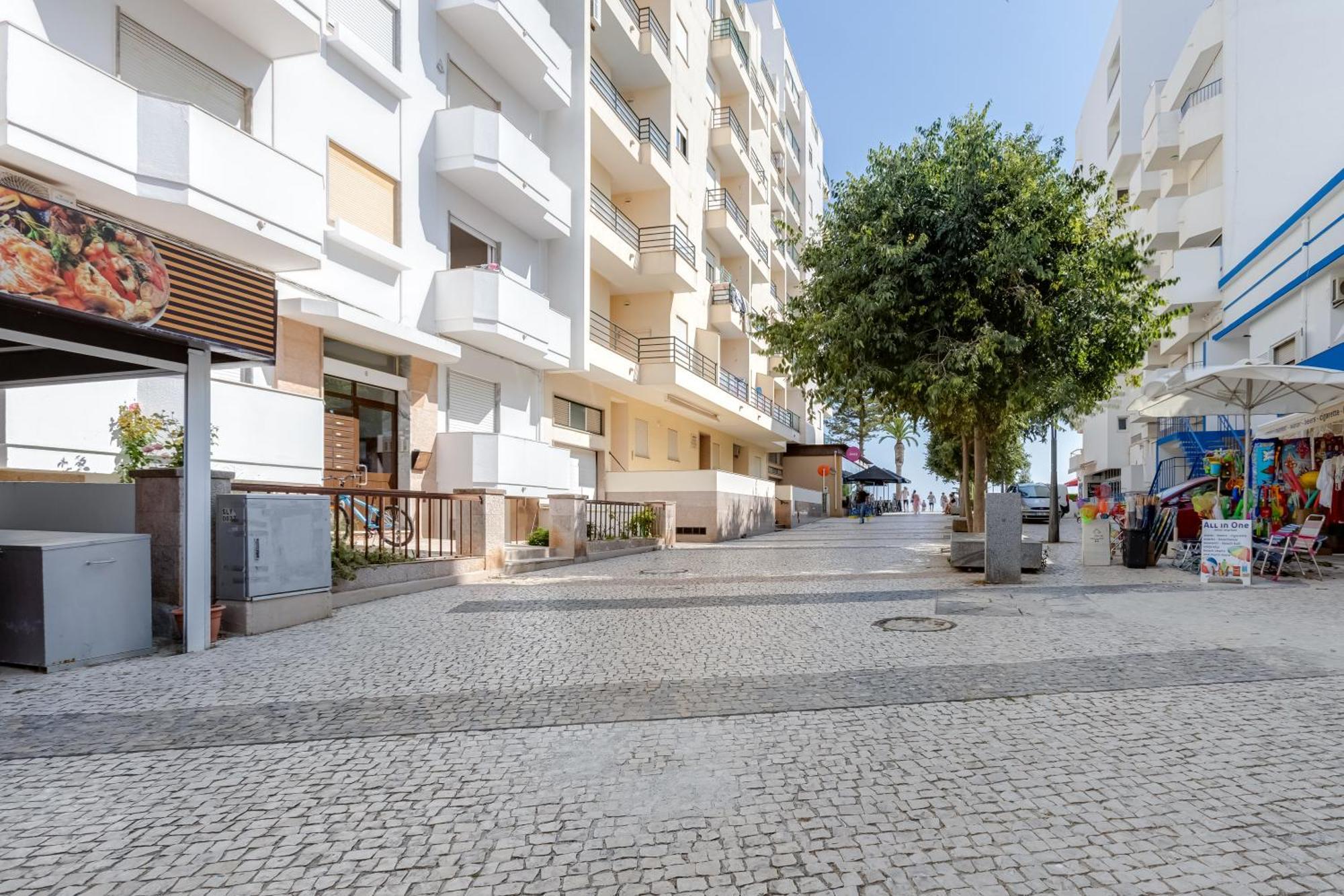 Apartamento T2 Rosa Dos Ventos, A/C & Terrace - Casas & Papeis Armação de Pêra Exterior foto